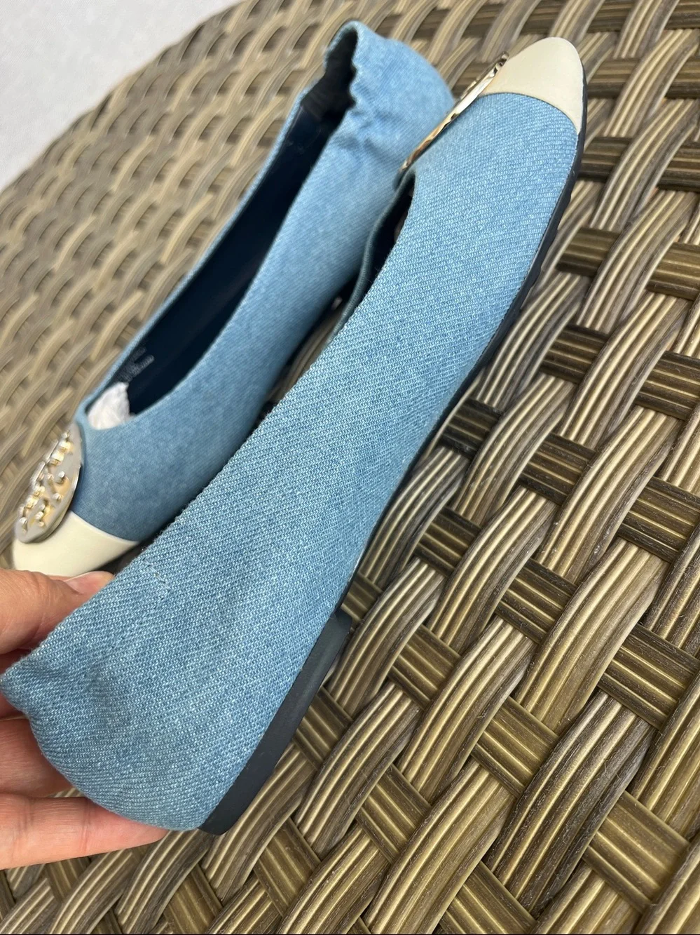 TORY BURCH Denim Leather Toe ballerina flats blue cream size 8